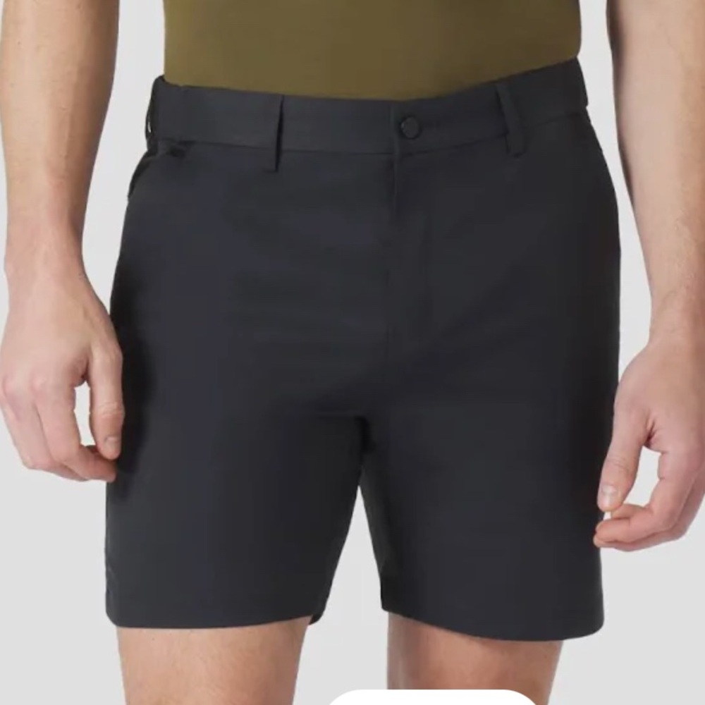 Jack Archer Men’s Jetsetter tech 7 inch shorts. Size 36 waist. Brand New. Black